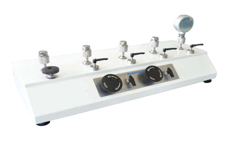 HS316L特穩(wěn)伺服壓力源